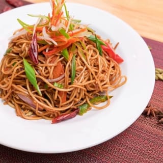 Hakka Noodle