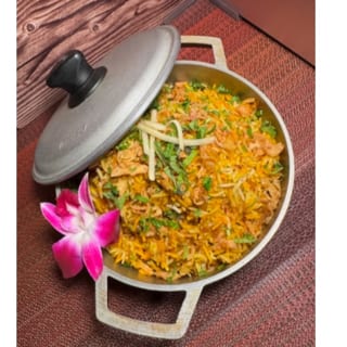 Hyderabadi Chicken Dum Biryani